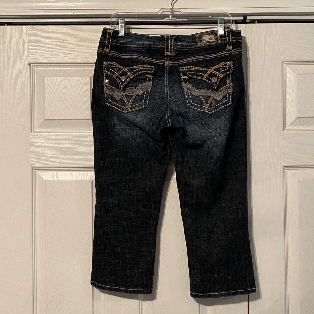 Hydraulic Distressed Crop Jean - Size 7/8